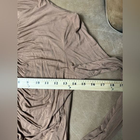 Bohme Ruched Front Brown Mock Neck Long Sleeve Size Large - Picture 4 of 7